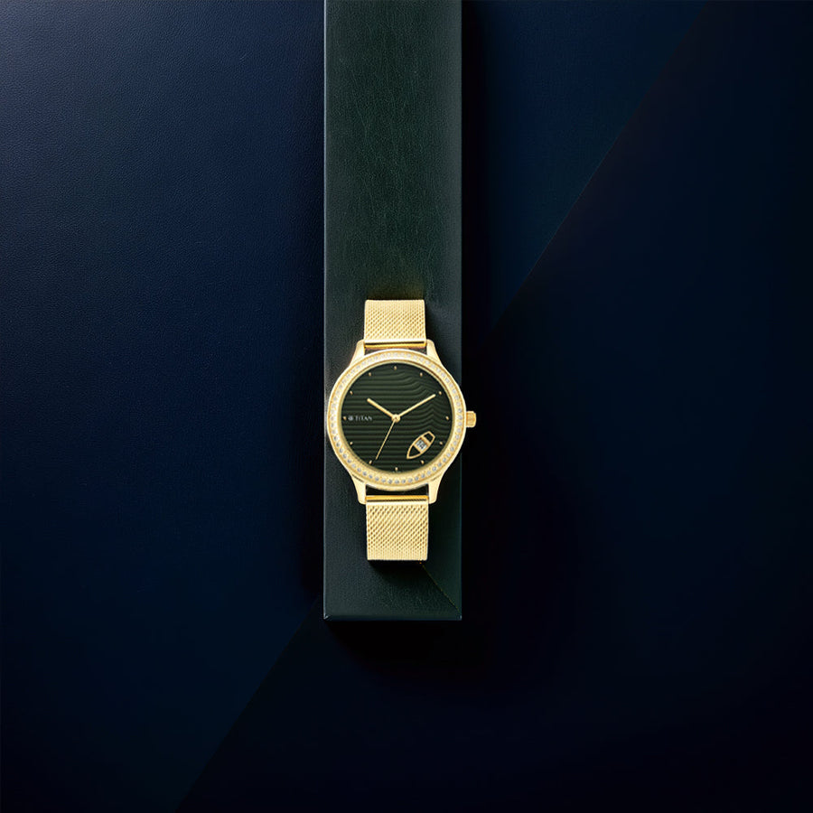 Titan Wander Green Dial Women Watch With Stainless Steel Strap
