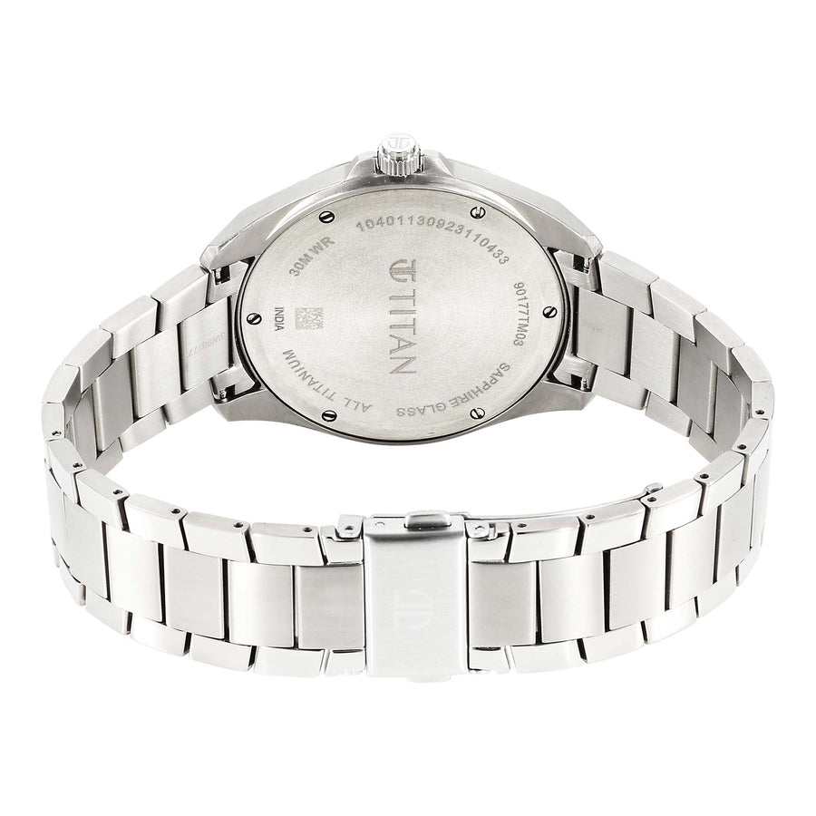90177TM03- DP847- Clsq Slim Titanium
