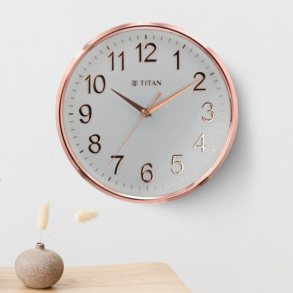 Titan Classic White Metallic Finish Wall Clock with Silent Sweep Technology - 30 cm x 30 cm (Medium)